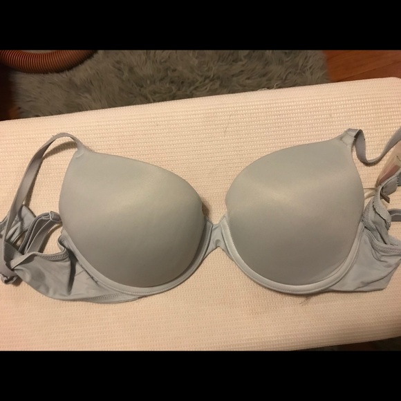 Victoria's Secret bra - Picture 1 of 2